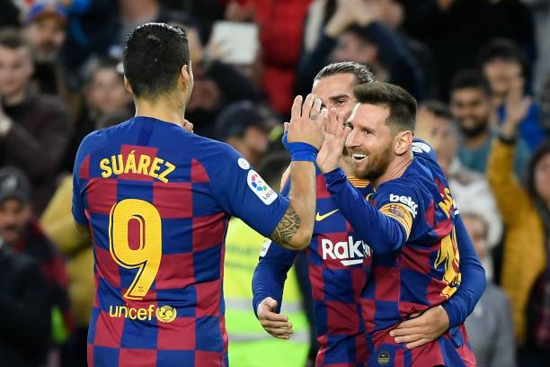 Messi lập siêu phẩm, Barca hủy diệt Alaves
