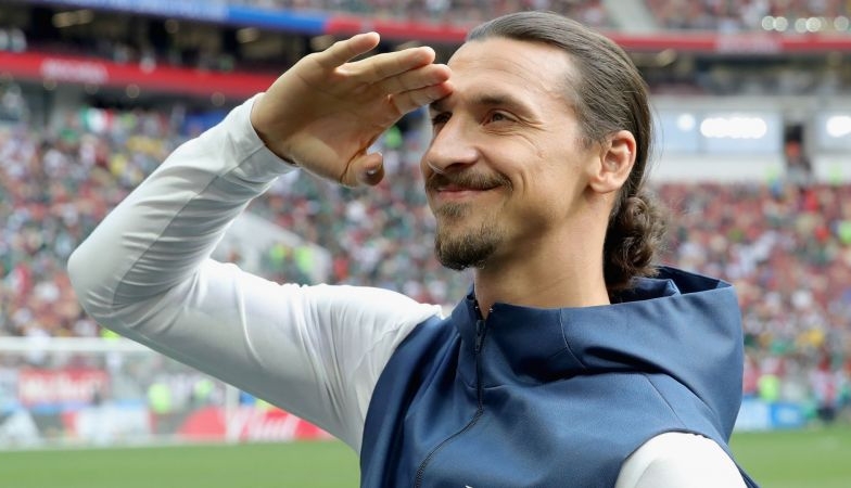 VIDEO: Ibra nổ súng giúp Milan đè bẹp đối thủ 9-0