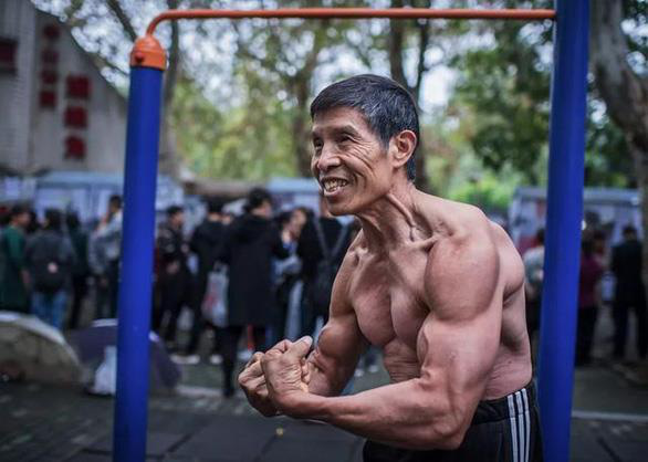 Nhiễm virus corona, nhà vô địch thể hình Trung Quốc qua đời