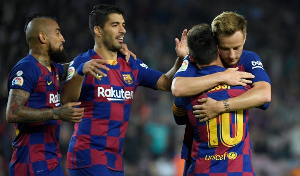 Ngôi sao lớn đầu tiên rời Barca mở đường cho Messi