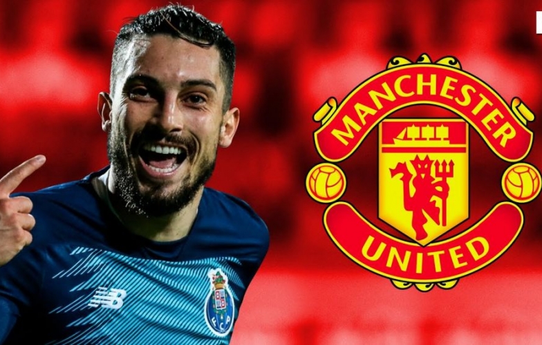 Chuyển nhượng MU: 'Siêu hậu vệ' nằng nặc đòi đến United