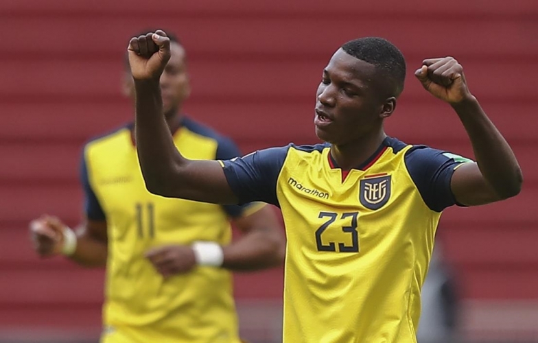 'Người thay thế Pogba' chính thức được xác nhận đến Anh