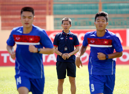 HLV Hoàng Anh Tuấn còn nhiều nỗi lo trước thềm World Cup