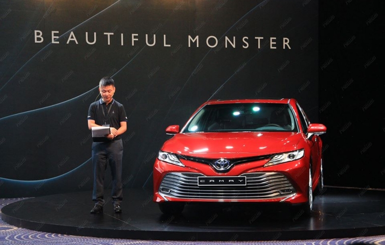 Toyota Camry 2019 chính thức ra mắt tại VN, giá từ 1,029 tỷ đồng