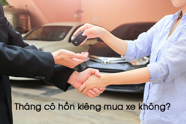 Mua xe trong tháng cô hồn: Lợi ích hay xui xẻo?