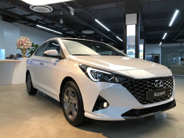 Đại lý nhận cọc Hyundai Accent 2021, giao xe trong tháng 12