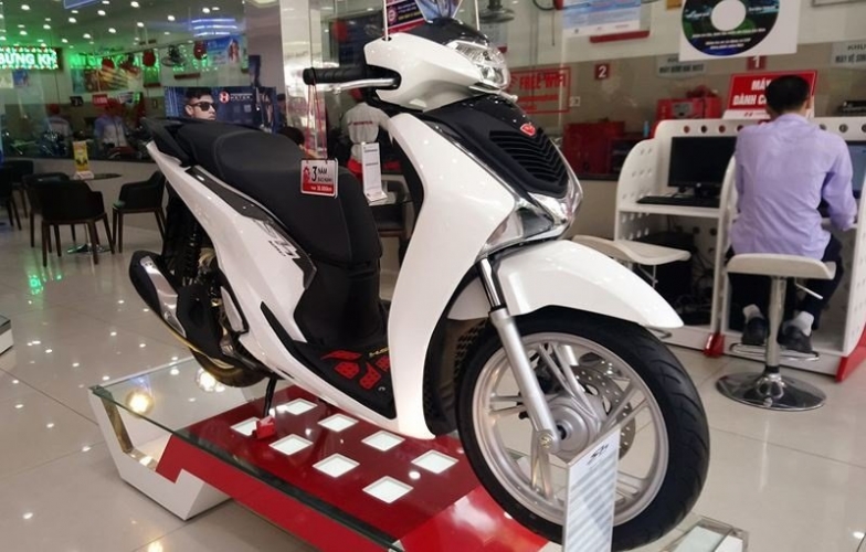 Giá xe Honda SH 2019 cán mốc 170 triệu đồng, khách hàng đã nản?