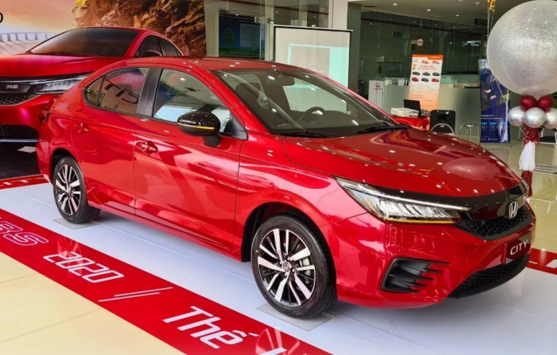 Honda City 2021 bị bán kiểu “bia kèm lạc”, người dùng ngán ngẩm