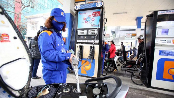 Giá xăng dầu giảm mạnh ngay ngày đầu tiên của năm 2019