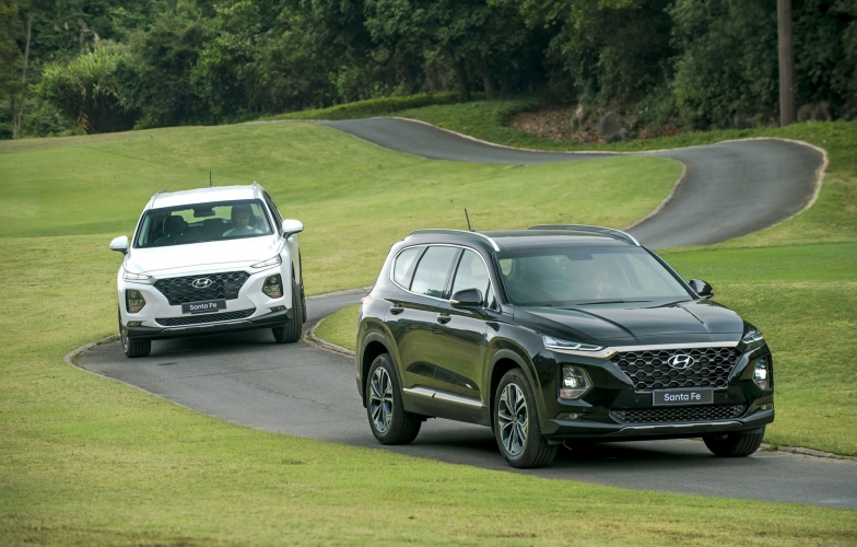 Có nên bỏ thêm 190 triệu đồng mua Hyundai Santa Fe 2019 bản đặc biệt