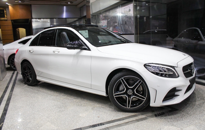 Mercedes-Benz C-CLass 2019 rục rịch ra mắt tại Việt Nam, bỏ phiên bản C250
