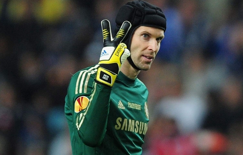 Petr Cech giải nghệ, chia tay một huyền thoại