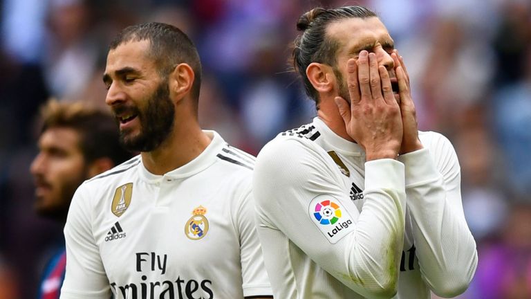 Gareth Bale lập thành tích tồi tệ trước Barca
