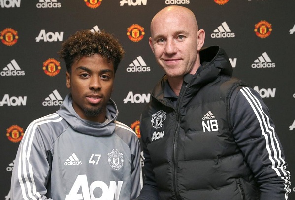 Man Utd giữ chân thành công ngôi sao đầu tiên