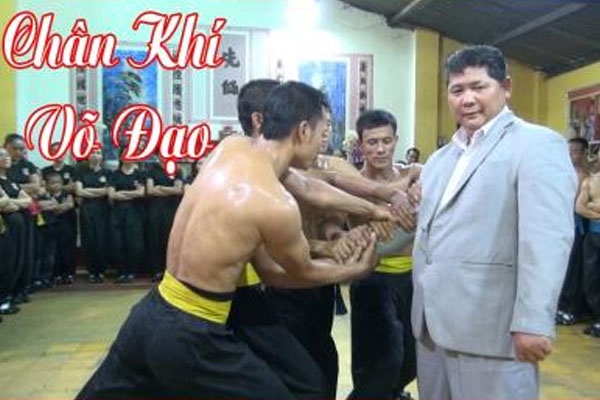 Chi 200 triệu thách đấu đặc biệt chưởng môn Huỳnh Tuấn Kiệt