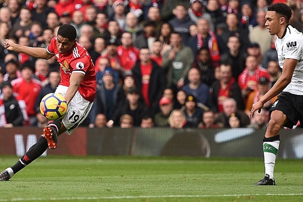Rashford lập cú đúp, M.U giành trọn 3 điểm trước Liverpool