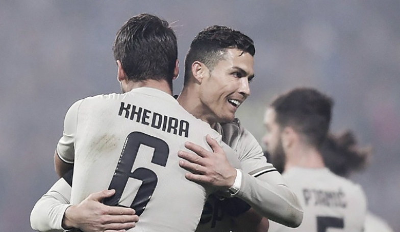 Ronaldo rực sáng, Juventus hủy diệt Sassuolo