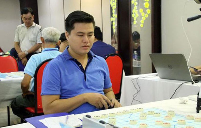 Lại Lý Huynh: Từ tuổi thơ cơ cực tới vô địch thế giới