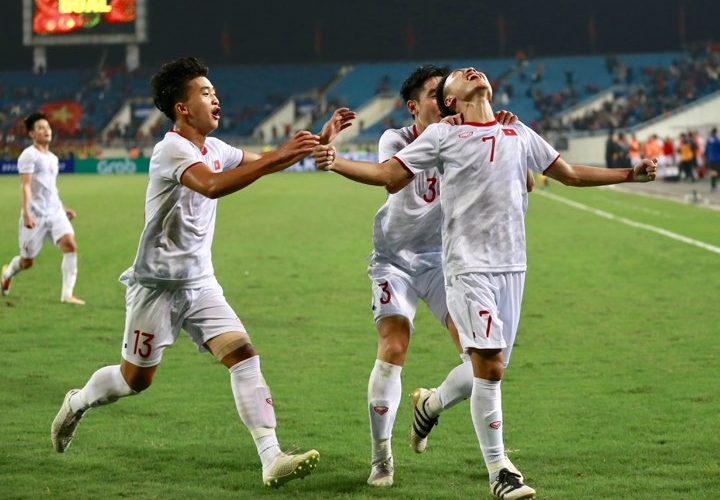 U23 Việt Nam vượt qua Indonesia bằng bàn thắng ở phút 90+3