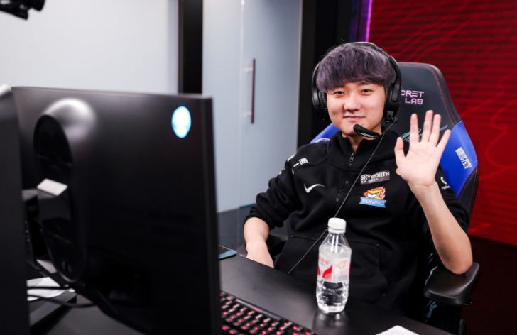 Đồng đội của SofM chia tay Suning để ra nhập Team SoloMid