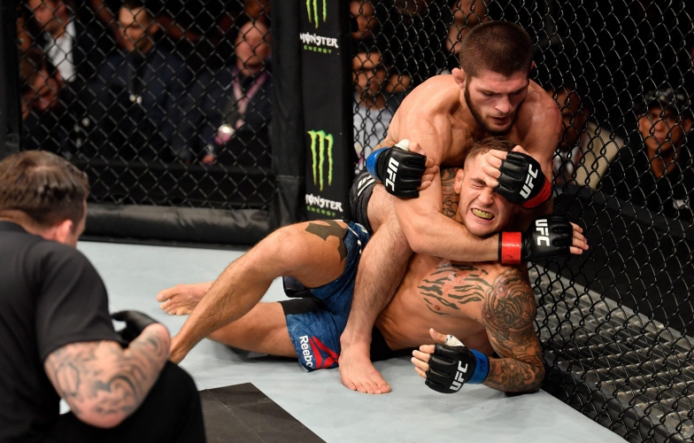 VIDEO: Những kịch bản 'khóa chết' đối thủ trên sàn đấu MMA