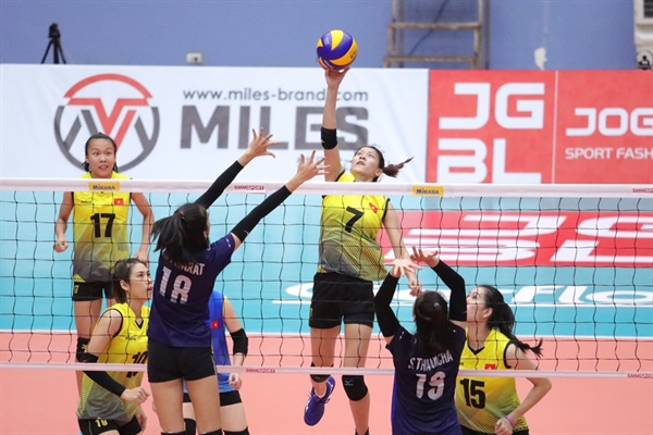 Đội tuyển Việt Nam lọt vào chung kết bóng chuyền nữ SEA Games 30
