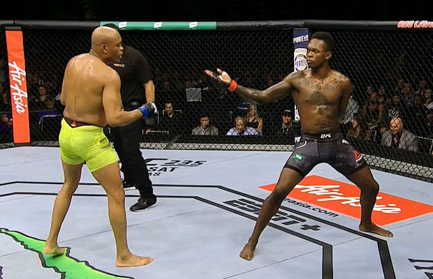 'Ronaldo của UFC' dùng Vịnh Xuân Quyền để giành chức vô địch