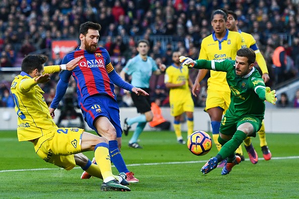 Video bàn thắng: Barcelona 5-0 Las Palmas (Vòng 18 - La Liga)