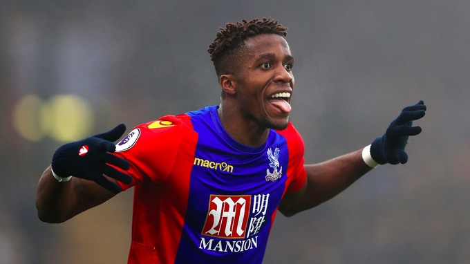 VIDEO: C. Palace có bàn thắng sớm từ sai lầm của Hull City