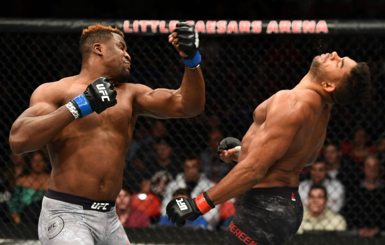 Những phương án 'bảo đảm' cho Francis Ngannou để vượt qua Cain Velasquez