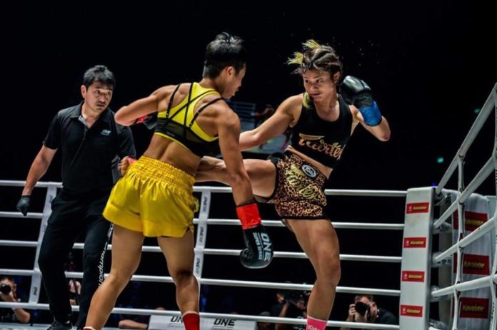 Stamp Fairtex và chiến thuật gây áp lực trước Alma Juniku