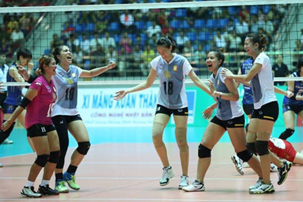 Ngọc Hoa tỏa sáng rực rỡ trên đất Thái Lan