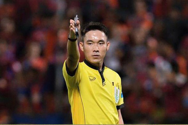 Trọng tài 26 tuổi điều khiển trận quyết định vòng 26 V-League