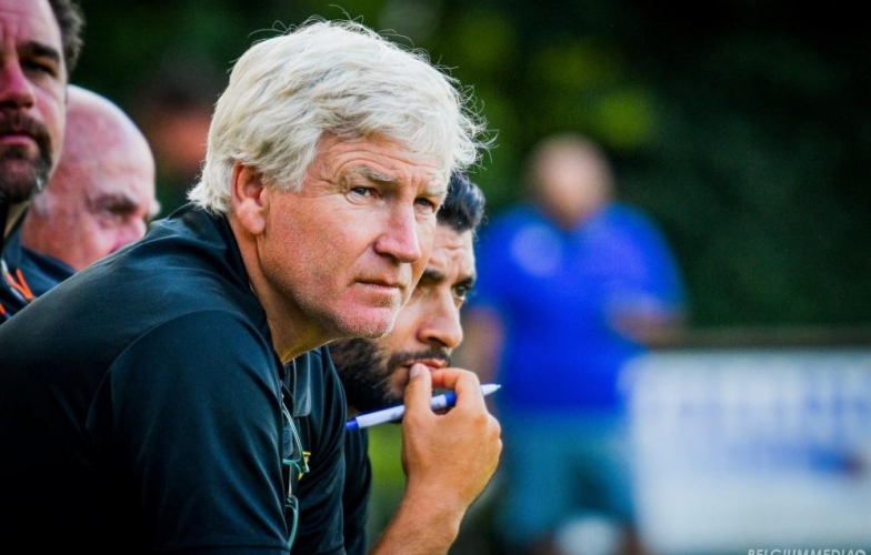 HLV Sint-Truiden ngao ngán sau thất bại trước Antwerp