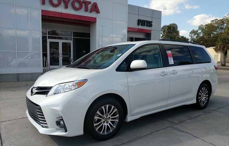 Chi tiết Toyota Sienna 2020:Thông số kỹ thuật & giá lăn bánh