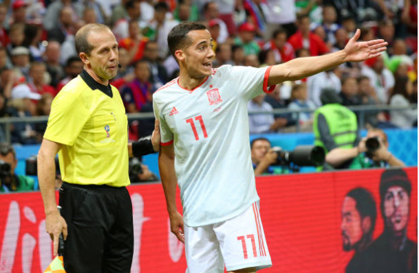 Lucas Vazquez: 'Mặc kệ người ta nói, chúng tôi không quan tâm'
