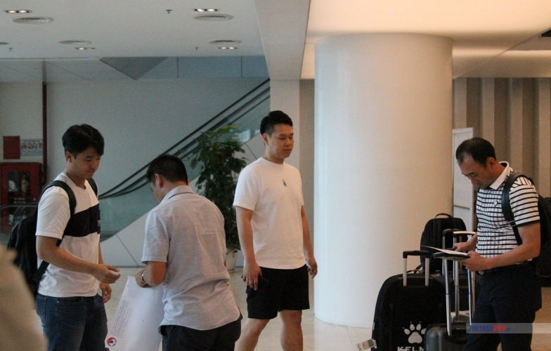 U23 VN hội quân, HLV Lee Young-jin giới thiệu dàn trợ lý khủng