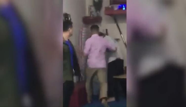 Lộ clip võ sư Vịnh Xuân Nam Anh đánh người như giang hồ?