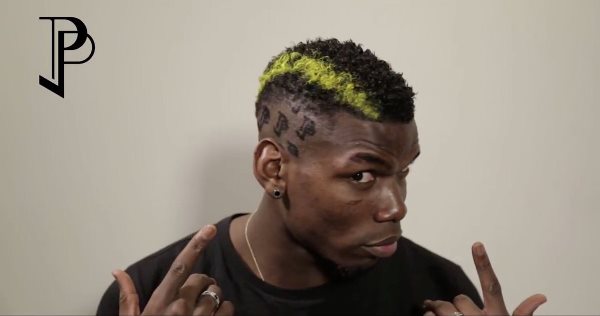 VIDEO: Paul Pogba cắt tóc ăn mừng biểu tượng cảm xúc của Twitter