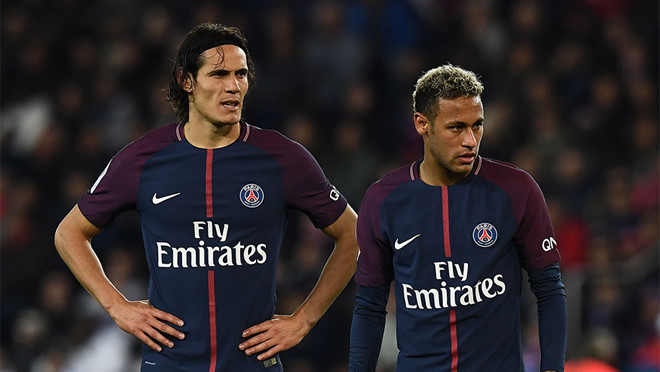 HLV PSG lên tiếng về quyền đá pen giữa Neymar và Cavani