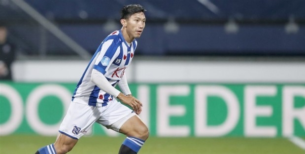 Đoàn Văn Hậu ra sân giúp Heerenveen chiến thắng ở Tây Ban Nha