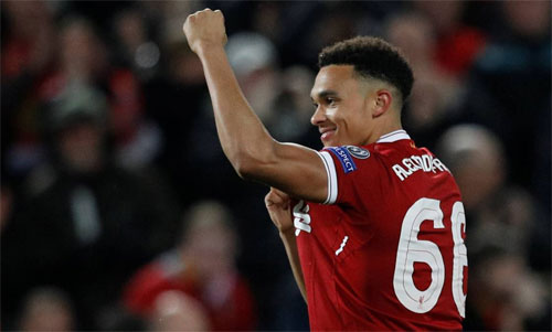 Arnold bật mí về đường chuyền giúp Origi kết liễu Barca