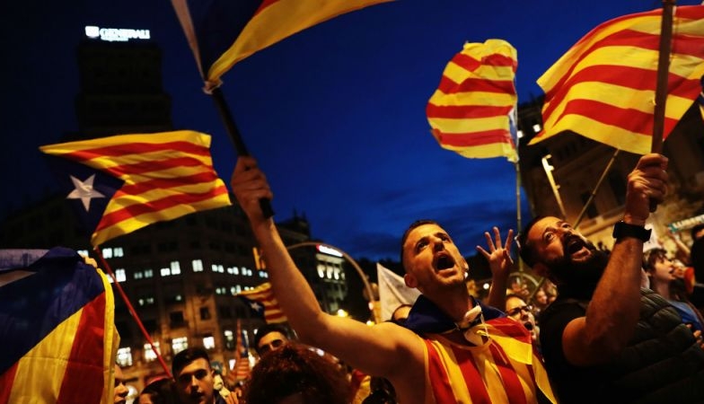 Barca - Real phải cải trang để đá Siêu kinh điển 