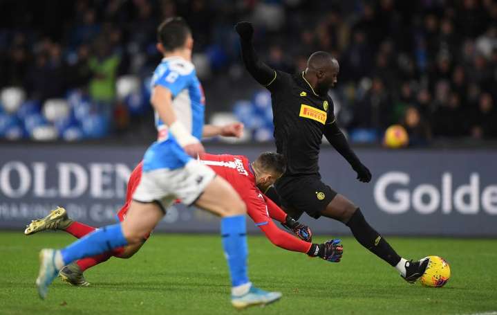 Trực tiếp Napoli vs Inter: Hoãn vô thời hạn 