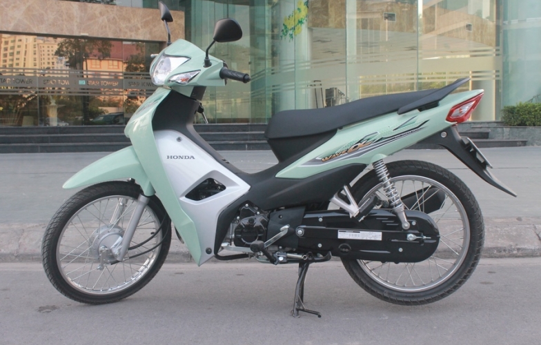 Cầm lái chiếc xe quốc dân Honda Wave Alpha 110