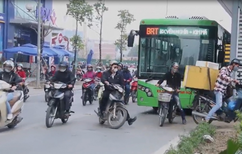 Chú ý: Giờ nào đi vào làn xe buýt BRT sẽ bị phạt?