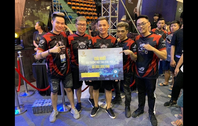 Refund Gaming chuyển nhượng lớn - 2 thành viên sẽ rời đội tuyển