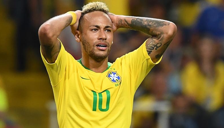 Giá trị chuyển nhượng của Neymar giảm khó tin sau 6 tháng