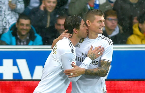 Sao Đông Nam Á bắt chính, Real Madrid giành chiến thắng kịch tính