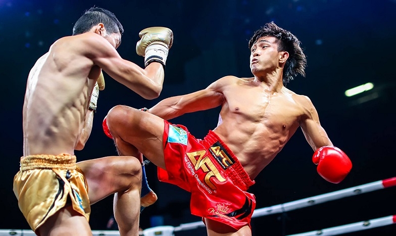 'Độc cô cầu bại' Việt Nam tung đòn hiểm hạ knock-out võ sĩ Trung Quốc